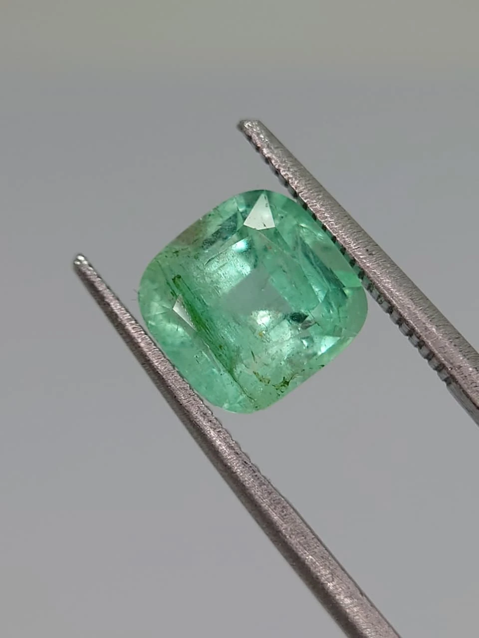 2.5ct Natural Panjshir Emerald from Afghanistan — view 4